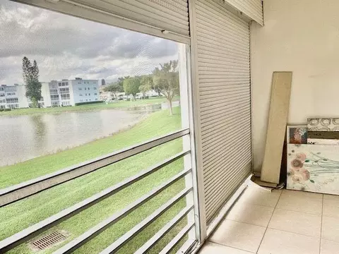 2091 Cornwall E, Boca Raton, FL 33434 photo 13