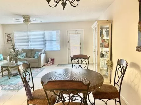 2091 Cornwall E, Boca Raton, FL 33434 photo 7