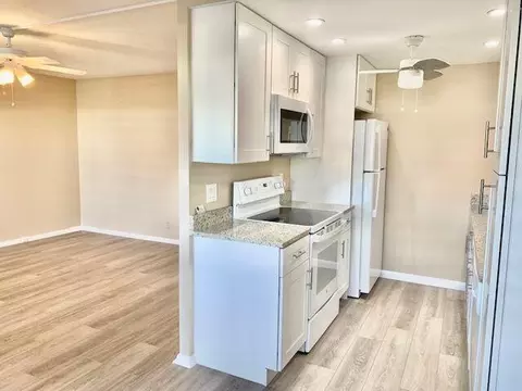 1031 Exeter B, Boca Raton, FL 33434 photo 4