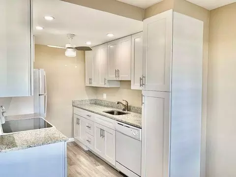 1031 Exeter B, Boca Raton, FL 33434 photo 3