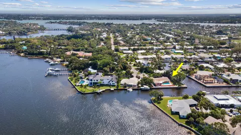 159 Gulfstream Dr, Tequesta, FL 33469 photo 2