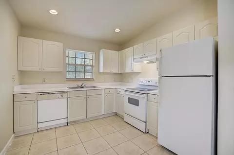 6699 2nd St, Jupiter, FL 33458 photo 4