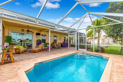 2587 SE Springtree Pl, Stuart, FL 34997 photo 9