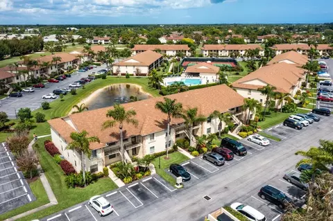 1402 Pinecrest C Cir #C, Jupiter, FL 33458 photo 2