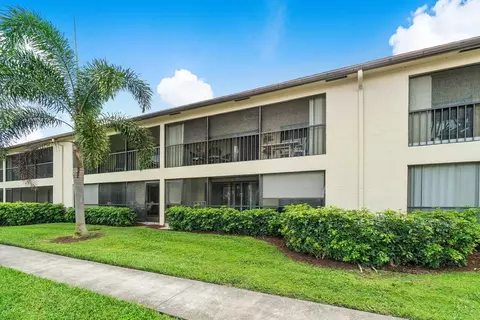1402 Pinecrest C Cir #C, Jupiter, FL 33458 photo 16