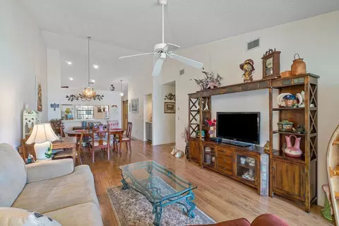 1402 Pinecrest C Cir #C, Jupiter, FL 33458 photo 5