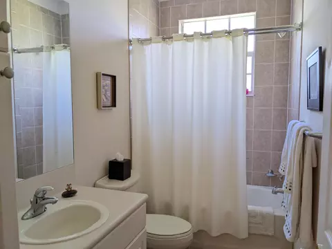 5422 SE Moseley Dr, Stuart, FL 34997 photo 8