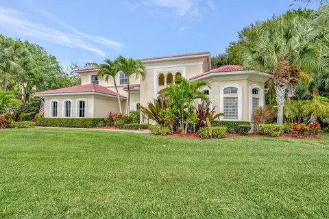 8200 SW Cattleya Dr, Stuart, FL 34997 photo 2