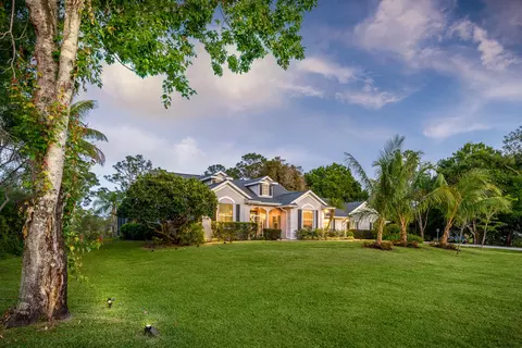 927 SE Waterside Way, Stuart, FL 34997 photo 3