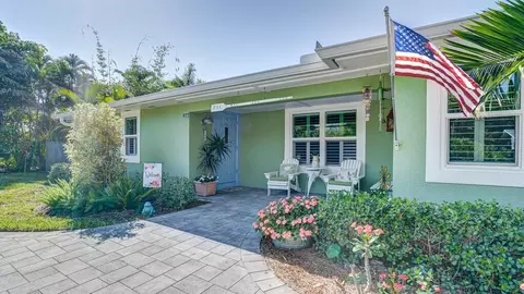 511 SW Manor Dr, Stuart, FL 34994 photo 1