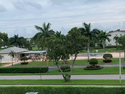194 Brighton E, Boca Raton, FL 33434 photo 12