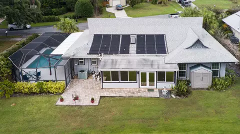 206 SE Villas St, Stuart, FL 34994 photo 3