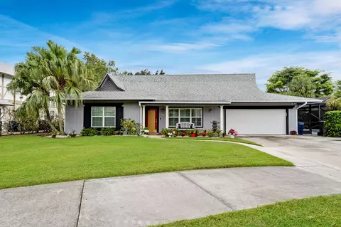 206 SE Villas St, Stuart, FL 34994 photo 2