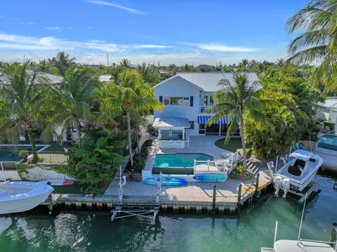 19184 Basin St, Jupiter, FL 33469 photo 3