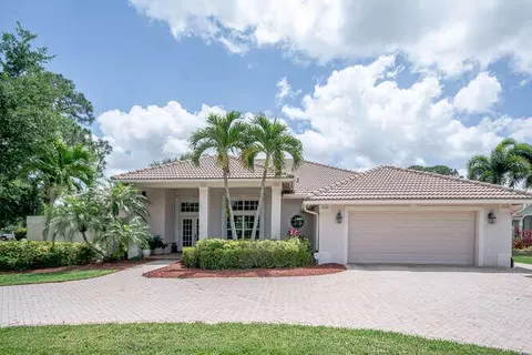 8260 SW Skipper Dr, Stuart, FL 34997 photo 1