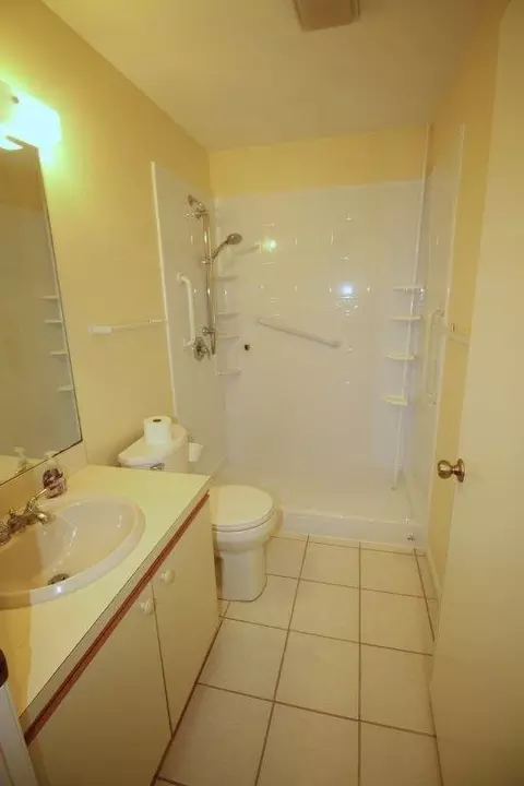 7031 SE Lillian Ct, Stuart, FL 34997 photo 9