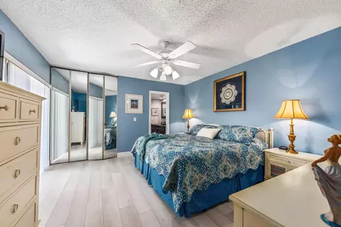 5676 SE Riverboat Dr, Stuart, FL 34997 photo 16
