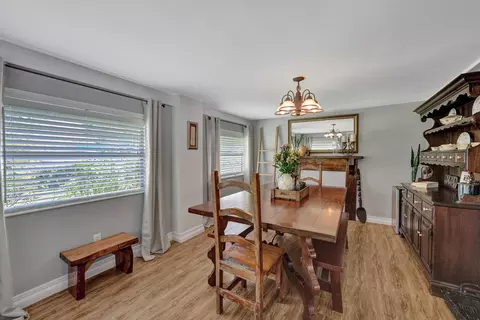310 2nd St, Jupiter, FL 33458 photo 9