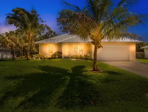 3921 SE Dixie Ross St, Stuart, FL 34997 photo 2