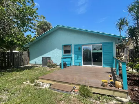 717 SE Flamingo Ave, Stuart, FL 34996 photo 3