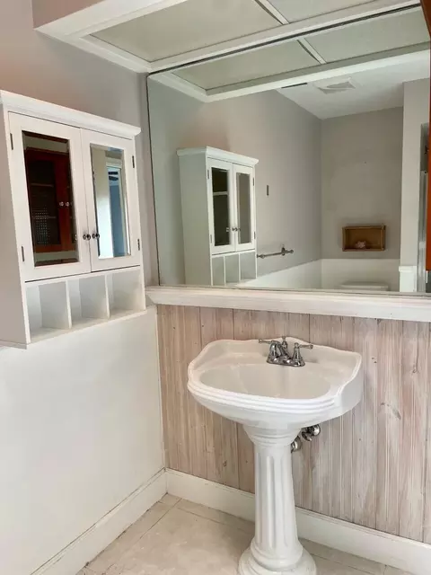 717 SE Flamingo Ave, Stuart, FL 34996 photo 9