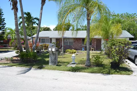 725 Northview Dr, Jupiter, FL 33458 photo 2