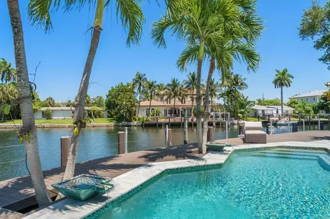2521 NE 34th Ct, Lighthouse Point, FL 33064 photo 2