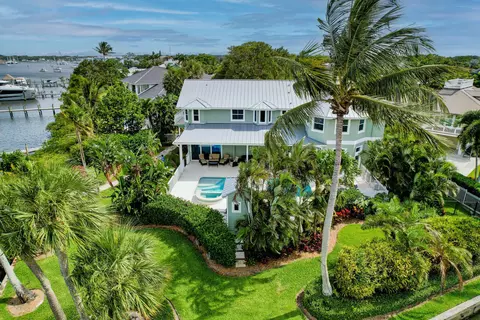 3933 SE Topsail Ct, Stuart, FL 34997 photo 4