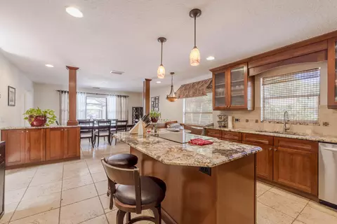 1091 SE Buttonwood Cir, Stuart, FL 34997 photo 9