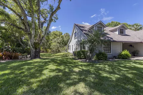 1091 SE Buttonwood Cir, Stuart, FL 34997 photo 32