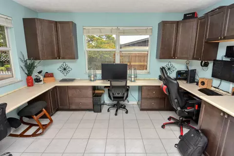 379 SW Harbor St, Stuart, FL 34997 photo 41