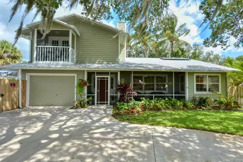 379 SW Harbor St, Stuart, FL 34997 photo 1