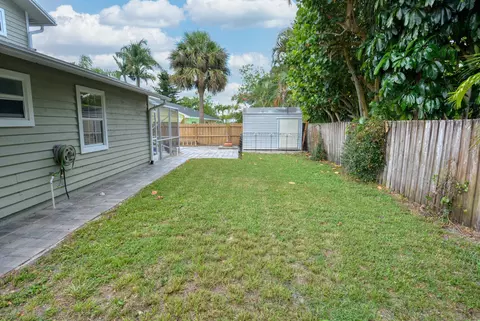379 SW Harbor St, Stuart, FL 34997 photo 45