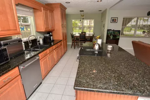 379 SW Harbor St, Stuart, FL 34997 photo 8