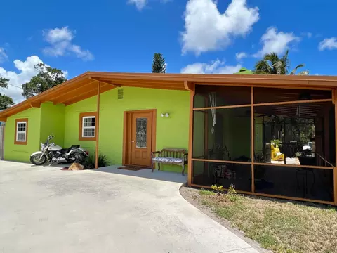 1225 Mohawk St, Jupiter, FL 33458 photo 2