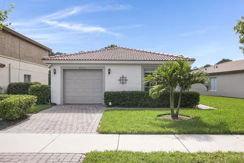 4952 SE Duval Dr, Stuart, FL 34997 photo 1