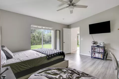 4952 SE Duval Dr, Stuart, FL 34997 photo 12