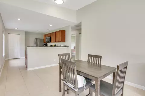 4952 SE Duval Dr, Stuart, FL 34997 photo 4