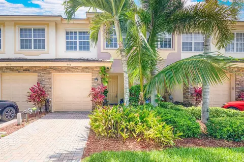 448 SE Bloxham Way, Stuart, FL 34997 photo 1