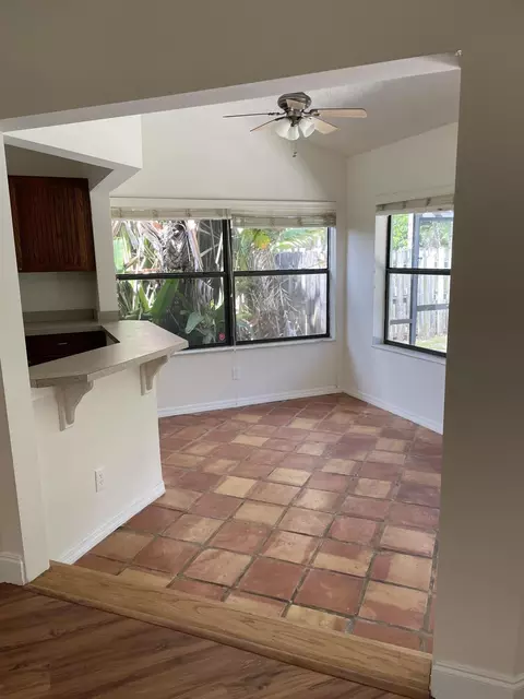 4049 SE Jacaranda St, Stuart, FL 34997 photo 4