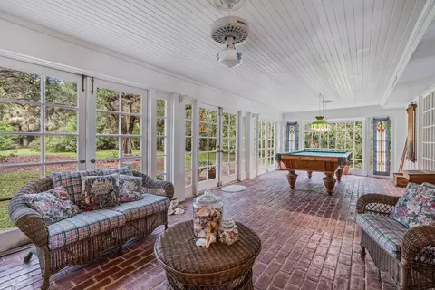 5373 Point Ln E, Jupiter, FL 33458 photo 8