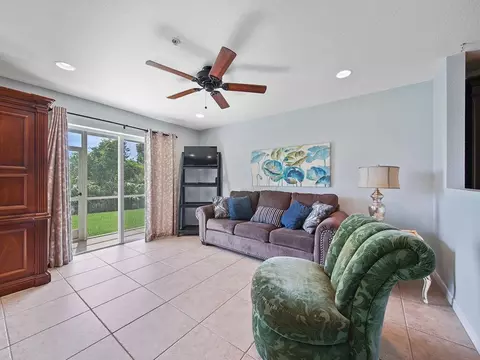5293 SE Jennings Ln, Stuart, FL 34997 photo 7