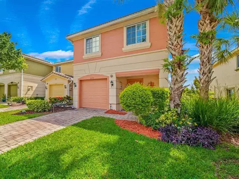 5293 SE Jennings Ln, Stuart, FL 34997 photo 1