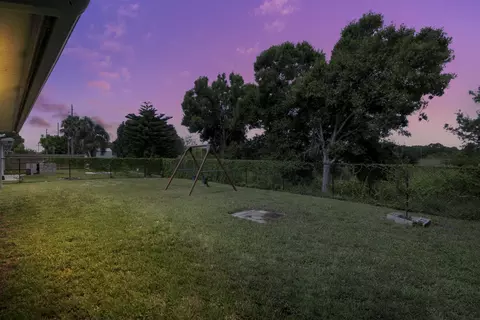 5936 SE Inez Ave, Stuart, FL 34997 photo 14