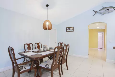 5936 SE Inez Ave, Stuart, FL 34997 photo 8