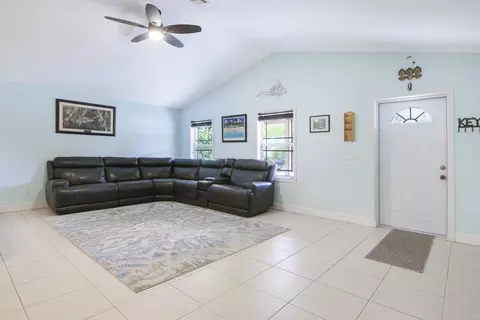 5936 SE Inez Ave, Stuart, FL 34997 photo 4