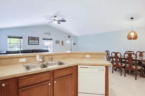 5936 SE Inez Ave, Stuart, FL 34997 photo 10