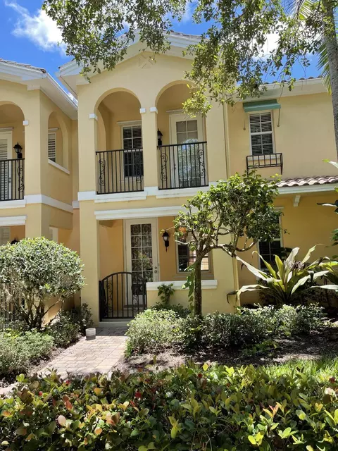 4111 Community Dr, Jupiter, FL 33458 photo 1