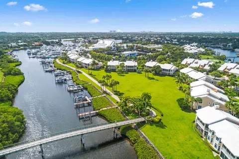 1803 Captains Way, Jupiter, FL 33477 photo 4
