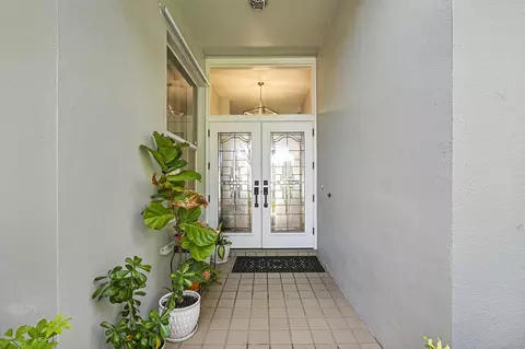 196 Hampton Cir, Jupiter, FL 33458 photo 5